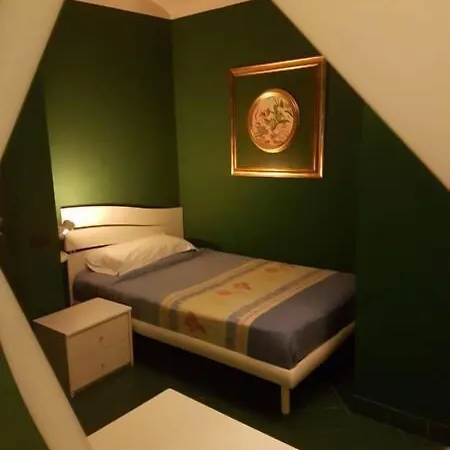 Madama Vigna Hotel 3*