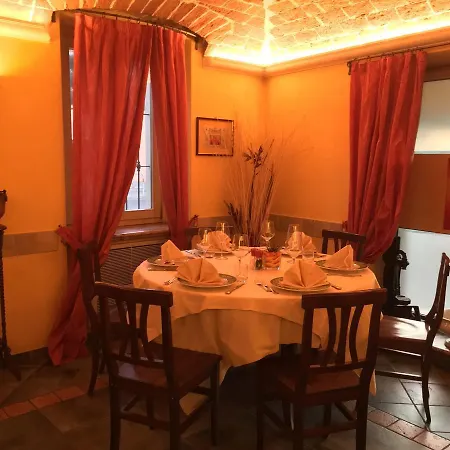 Madama Vigna Hotel 3*